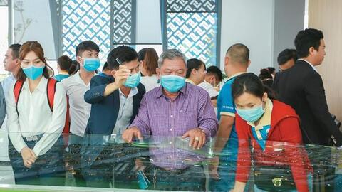 Dòng tiền tiếp tục đổ vào bất động sản trước áp lực lạm phát