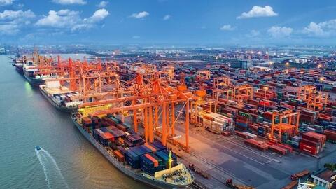 Tài chính tuần qua: Sông Đà rút khỏi Sudico, QBS chuẩn bị "sang tên" Cảng cạn Quảng Bình - Đình Vũ