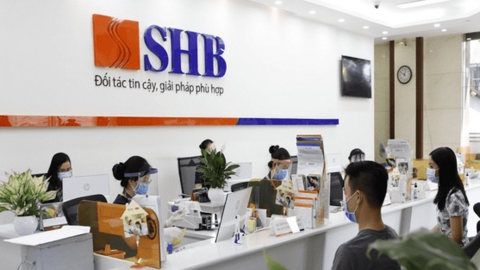 Lãi suất tiết kiệm hướng mốc 8%, tiền đổ dồn vào ngân hàng