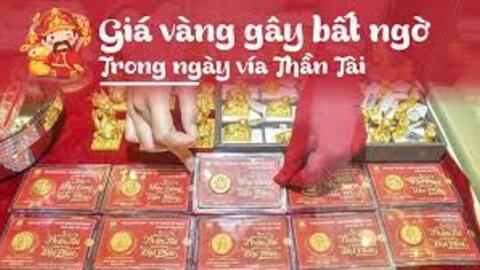Giá vàng gây bất ngờ trong ngày vía Thần Tài