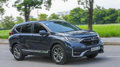 Thị trường có tín hiệu khởi sắc, các hãng ôtô tiếp tục giảm giá bán, cao nhất hơn 300 triệu đồng