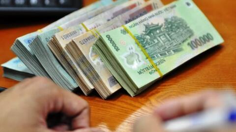 Người Việt sử dụng 140 triệu thẻ ngân hàng, tiền mặt ngày càng vắng bóng