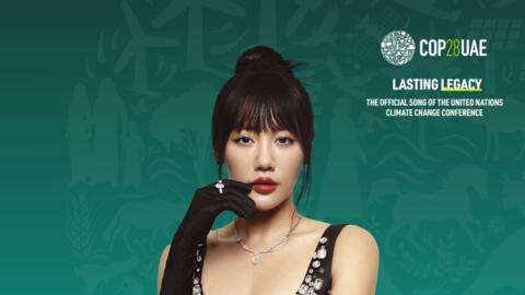 Văn Mai Hương hòa giọng cùng nghệ sĩ quốc tế