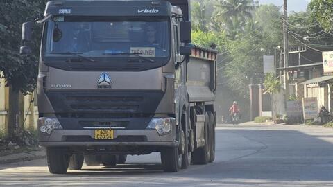 Doanh nghiệp chung tiền tưới nước nhưng đường vẫn mịt mù bụi