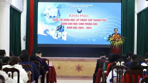 Hà Nội khai mạc cuộc thi khoa học kỹ thuật dành cho học sinh