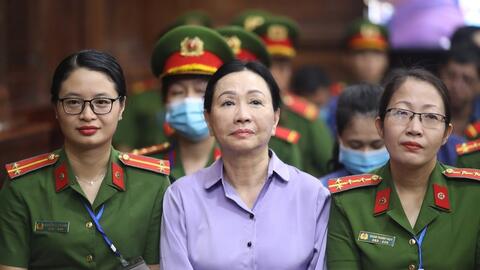 Vì sao ngân hàng nước ngoài phản đối bà Trương Mỹ Lan bán tòa nhà 1 tỷ USD?