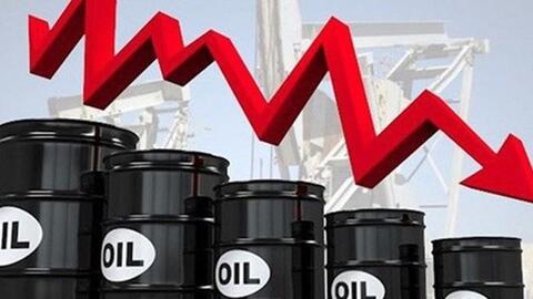 Dầu WTI giảm 2% do lo ngại suy thoái kinh tế