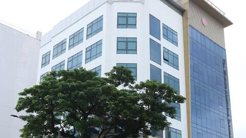 Bệnh viện Thẩm mỹ Paris bị yêu cầu ngưng phẫu thuật thẩm mỹ