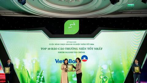 VietinBank giành cú đúp giải thưởng về Báo cáo thường niên tại VLCA 2024