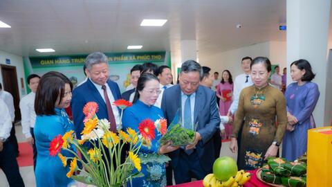 Xây dựng nông dân Thủ đô thời kỳ mới giàu tri thức, làm chủ công nghệ số