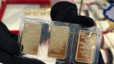 Giá vàng thế giới bật tăng, vàng trong nước ra sao?