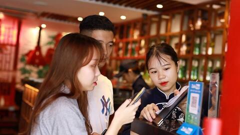 Hộ kinh doanh tự xác định mức doanh thu năm để tham gia BHXH bắt buộc