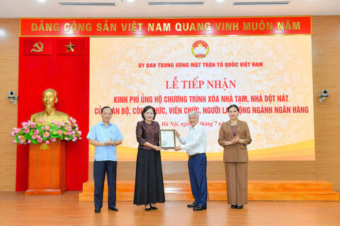 Ngành Ngân hàng chung tay xoá 1.000 căn nhà tạm, nhà dột nát