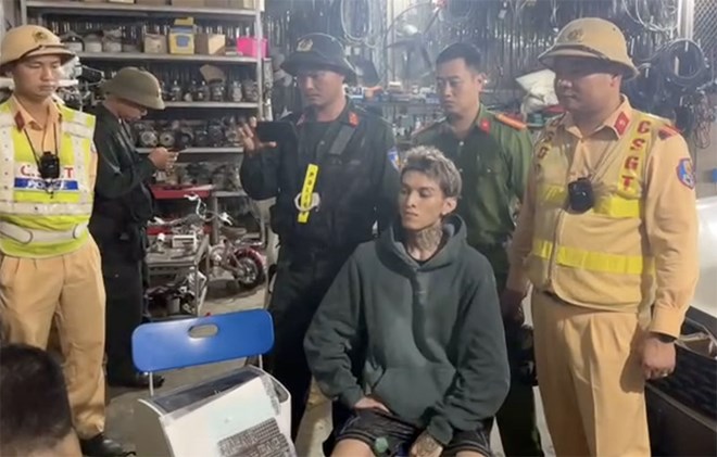 Ồn ào của rapper Bình Gold trước khi bị cảnh sát giao thông truy bắt, dương tính ma túy