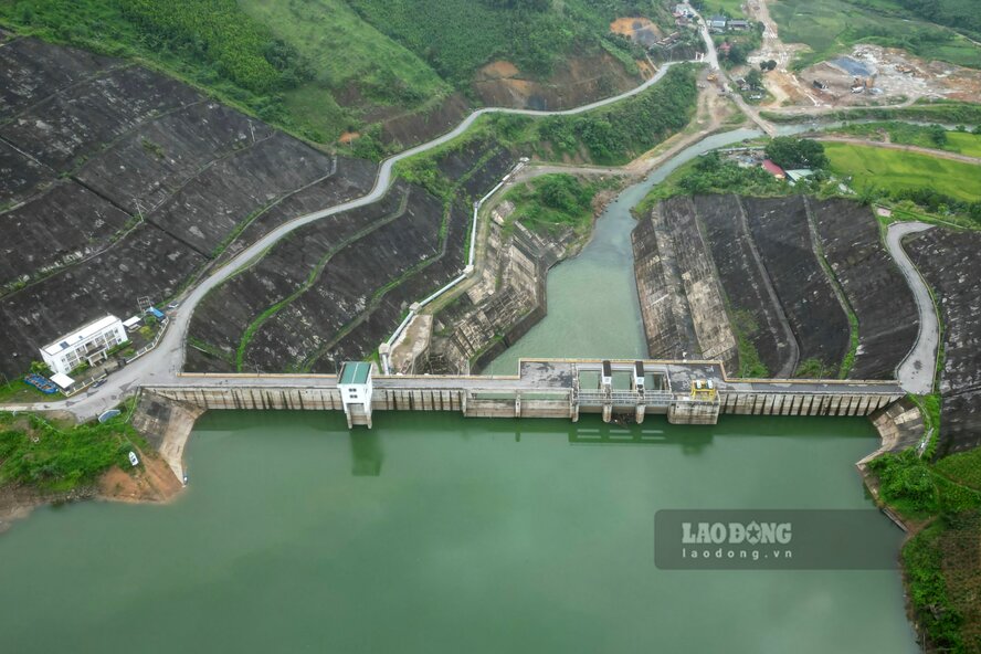 Hồ chứa nước Ngòi Giành - một công trình hồ chứa khác có tổng mức đầu tư hàng nghìn tỉ đồng tại Phú Thọ. Ảnh: Trường Quân.