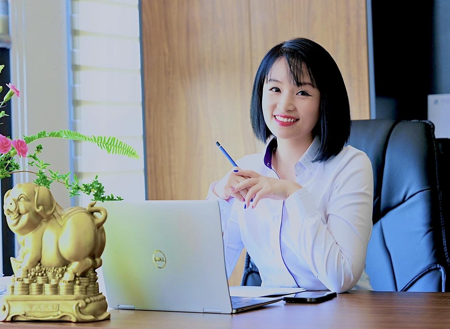 Bà Lê Hà Giang - Phó phòng Giao dịch 1, Công ty Chứng khoán Dầu khí (PSI).