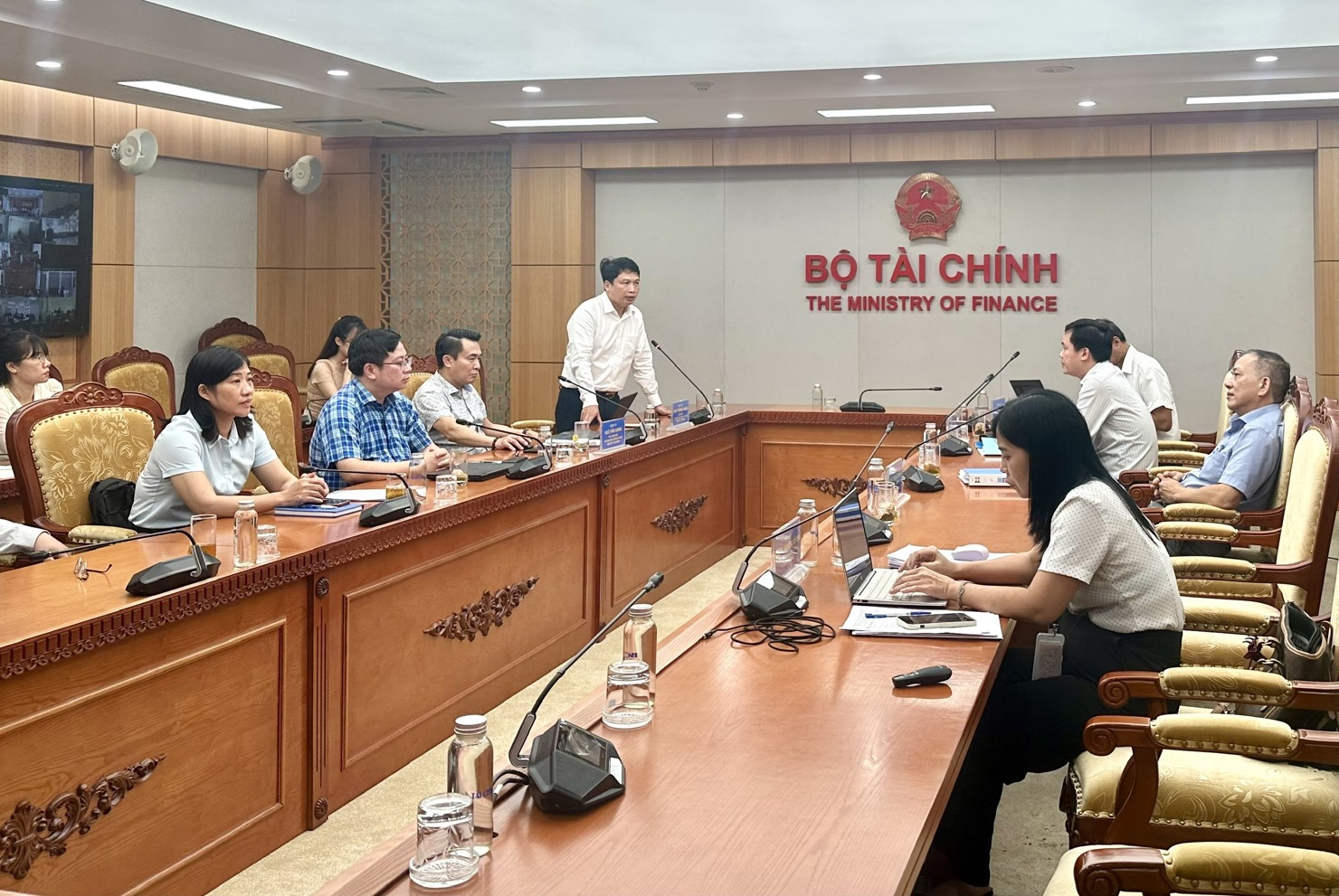 Ông Đinh Trọng Thắng - Giám đốc Trường Bồi dưỡng cán bộ Kinh tế - Tài chính phát biểu. Ảnh: HD