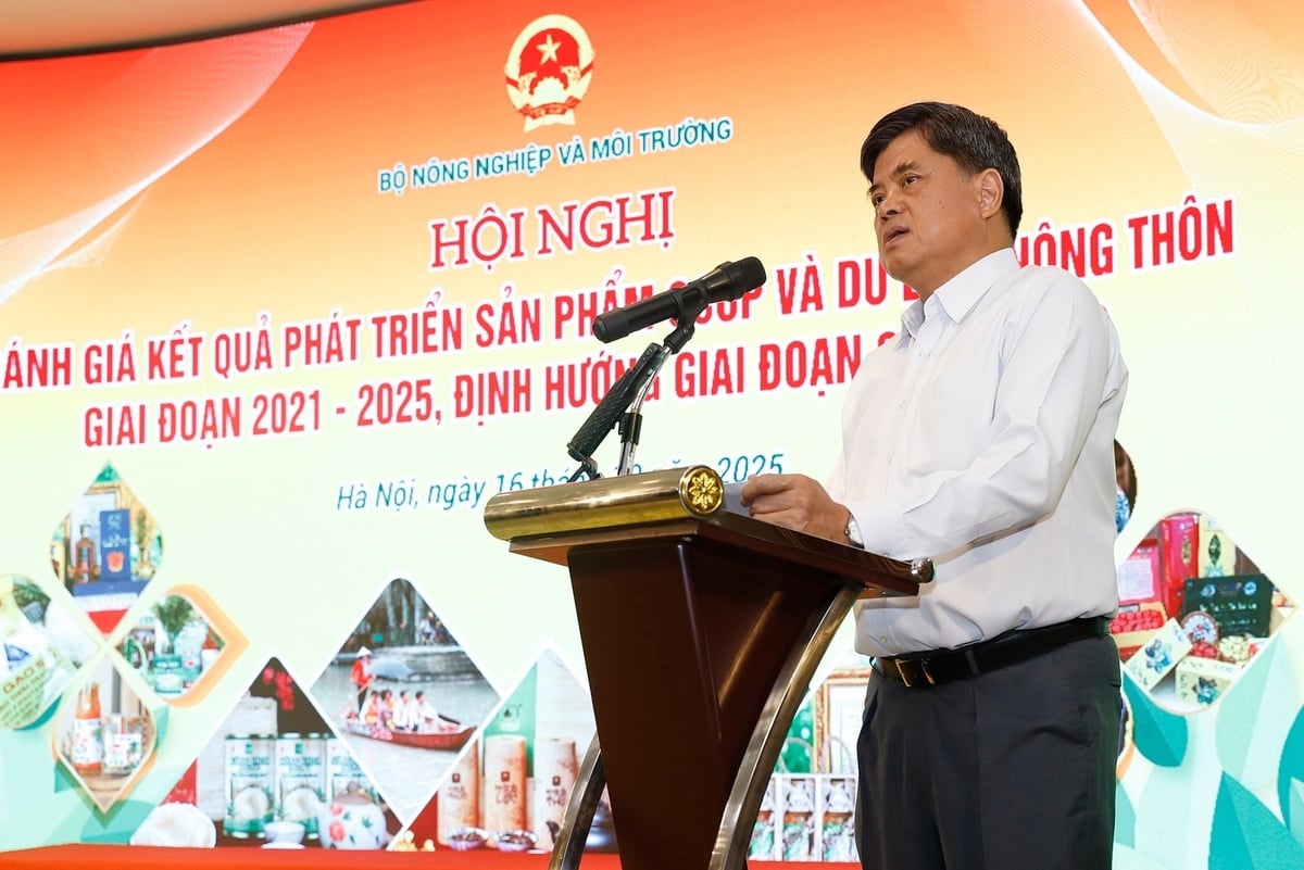 Thứ trưởng Trần Thanh Nam phát biểu khai mạc Hội nghị. Ảnh: Khương Trung.