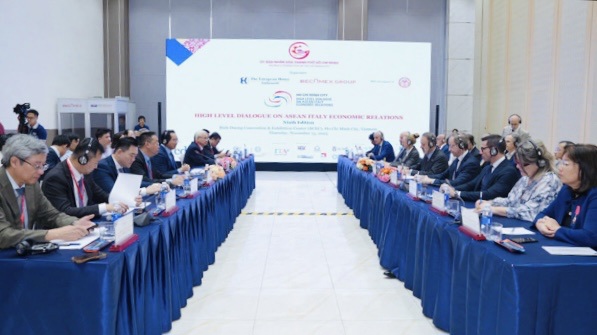 Doanh nghiệp Italia đánh giá cao về tiềm năng của Việt Nam nói chung và TP. Hồ Chí Minh nói riêng. Ảnh: Thu Dịu