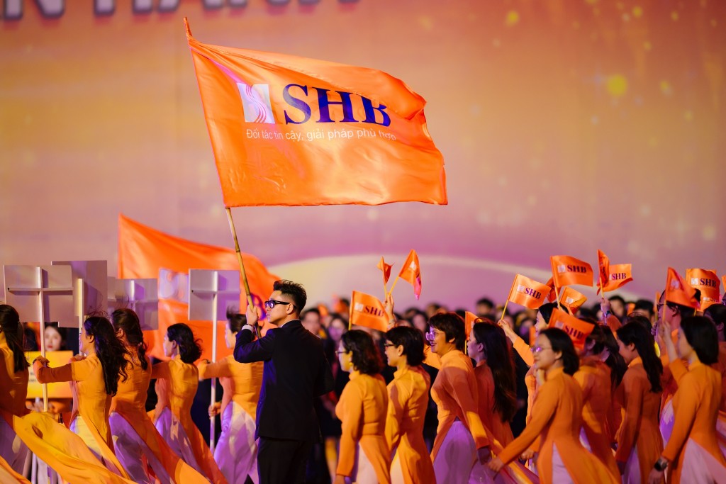 Fortune xếp SHB trong Top 100 nơi làm việc xuất sắc nhất Đông Nam Á, dẫn đầu ngành ngân hàng Việt Nam