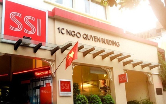 SSI được vay tín chấp 300 triệu USD từ các ngân hàng quốc tế SSI được vay tín chấp 300 triệu USD từ các ngân hàng quốc tế