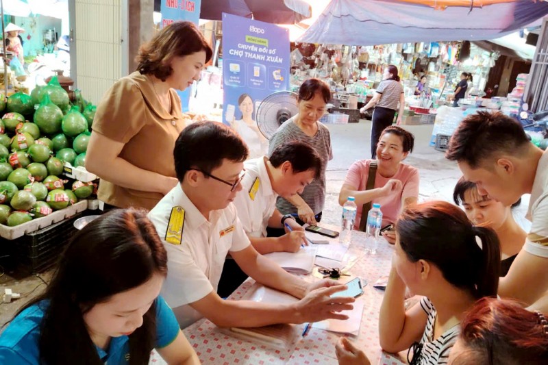 Chính sách thuế mới tạo dư địa cho hộ, cá nhân kinh doanh phát triển Chính sách thuế mới tạo dư địa cho hộ, cá nhân kinh doanh phát triển