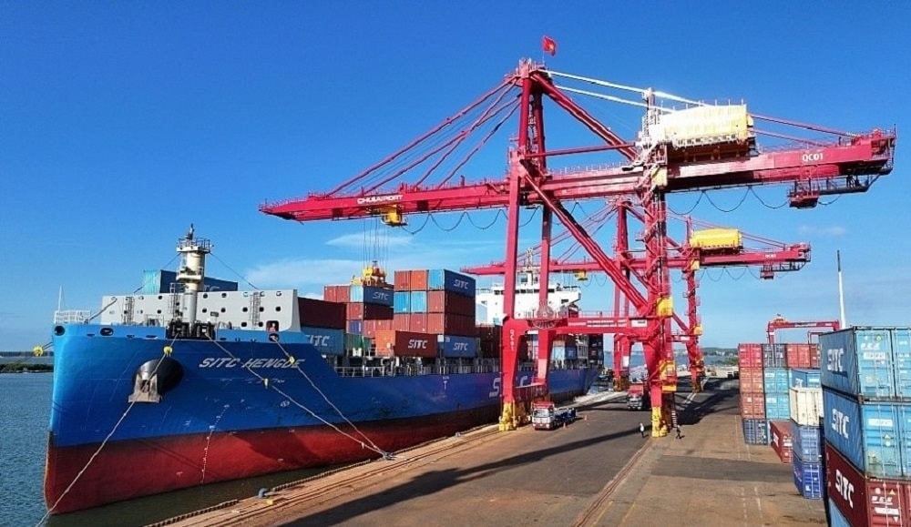 Tổng kim ngạch xuất nhập khẩu của Singapore với Việt Nam tăng 26,2% so với năm 2024 Tổng kim ngạch xuất nhập khẩu của Singapore với Việt Nam tăng 26,2% so với năm 2024