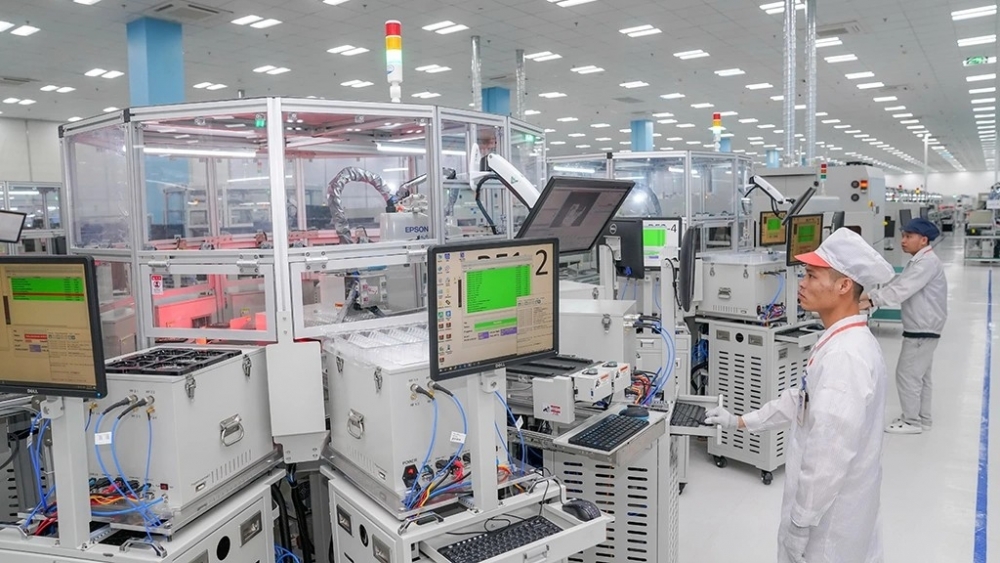 Phát triển các động lực mới - nền tảng tăng trưởng 2 con số Phát triển các động lực mới - nền tảng tăng trưởng 2 con số