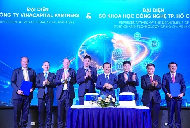 Hiệu lệnh mới từ Trung tâm tài chính quốc tế TP. Hồ Chí Minh (bài 2):  Tấp nập nhà đầu tư tiên phong