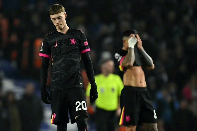 Có rất nhiều vấn đề tại Chelsea mà Rosenior chưa thể giải quyết. Ảnh: AFP