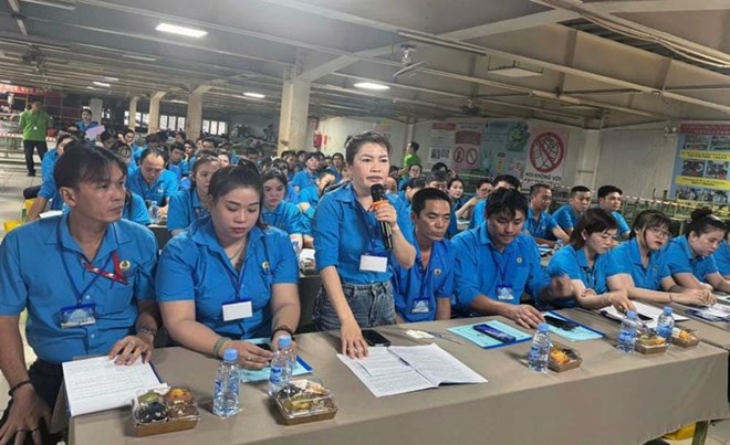 Chủ tịch Công đoàn giữ nhịp đối thoại doanh nghiệp, gắn kết người lao động