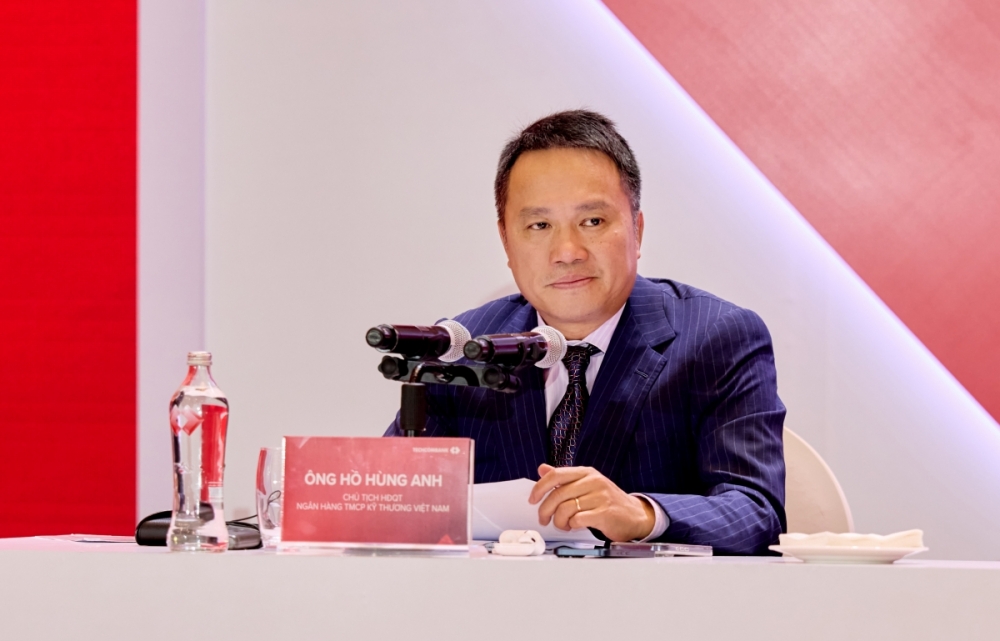 Room tín dụng hẹp, ngân hàng xoay trục sang tăng trưởng chất lượng