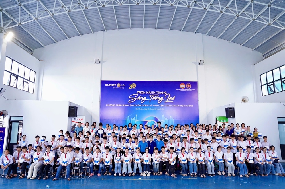 30 năm Bảo Việt Nhân thọ đồng hành cùng người dân và vun đắp tương lai thế hệ trẻ Việt Nam