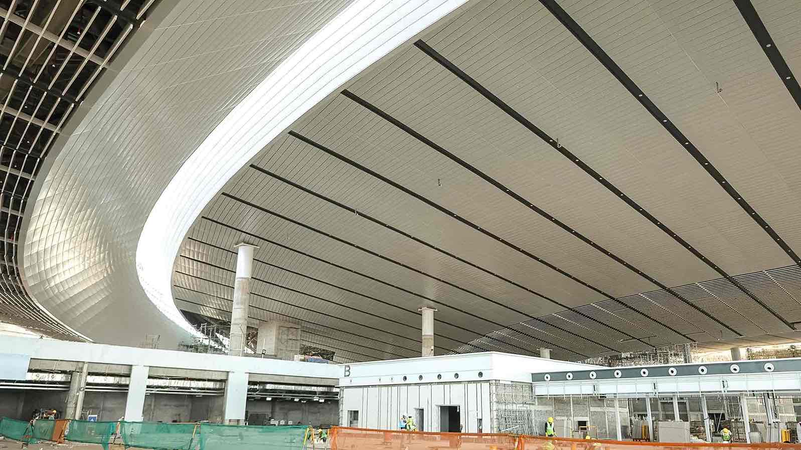 Bên trong nhà ga hành khách sân bay Long Thành. Ảnh: HAC