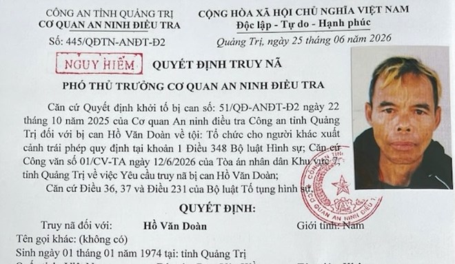 Truy nã đối tượng tổ chức cho người khác xuất cảnh trái phép