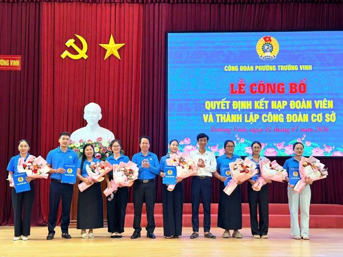 Thành lập 7 công đoàn cơ sở mới với 140 đoàn viên tại phường Trường Vinh