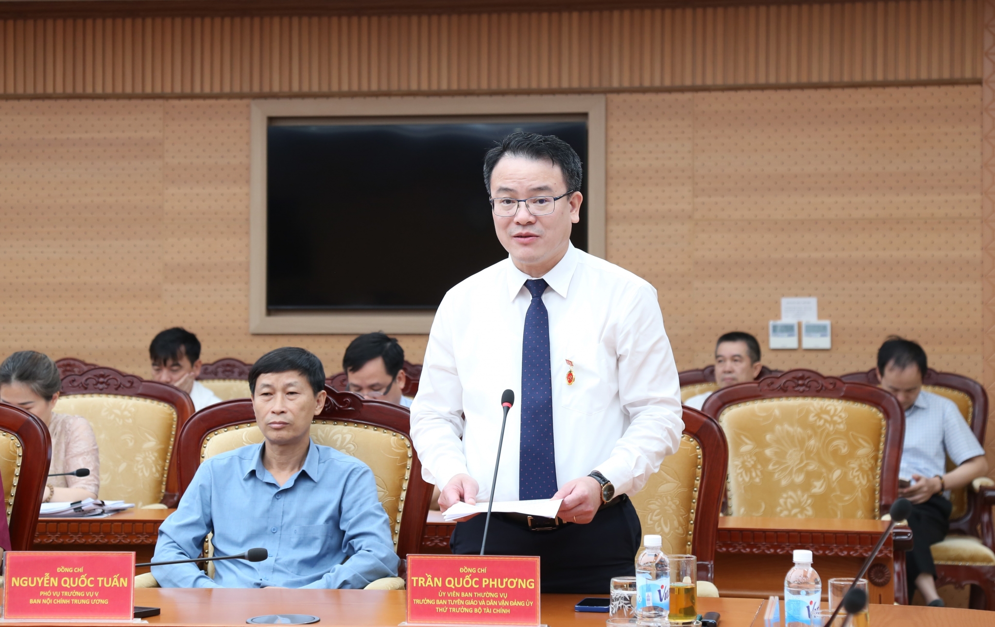 30 năm tuổi Đảng