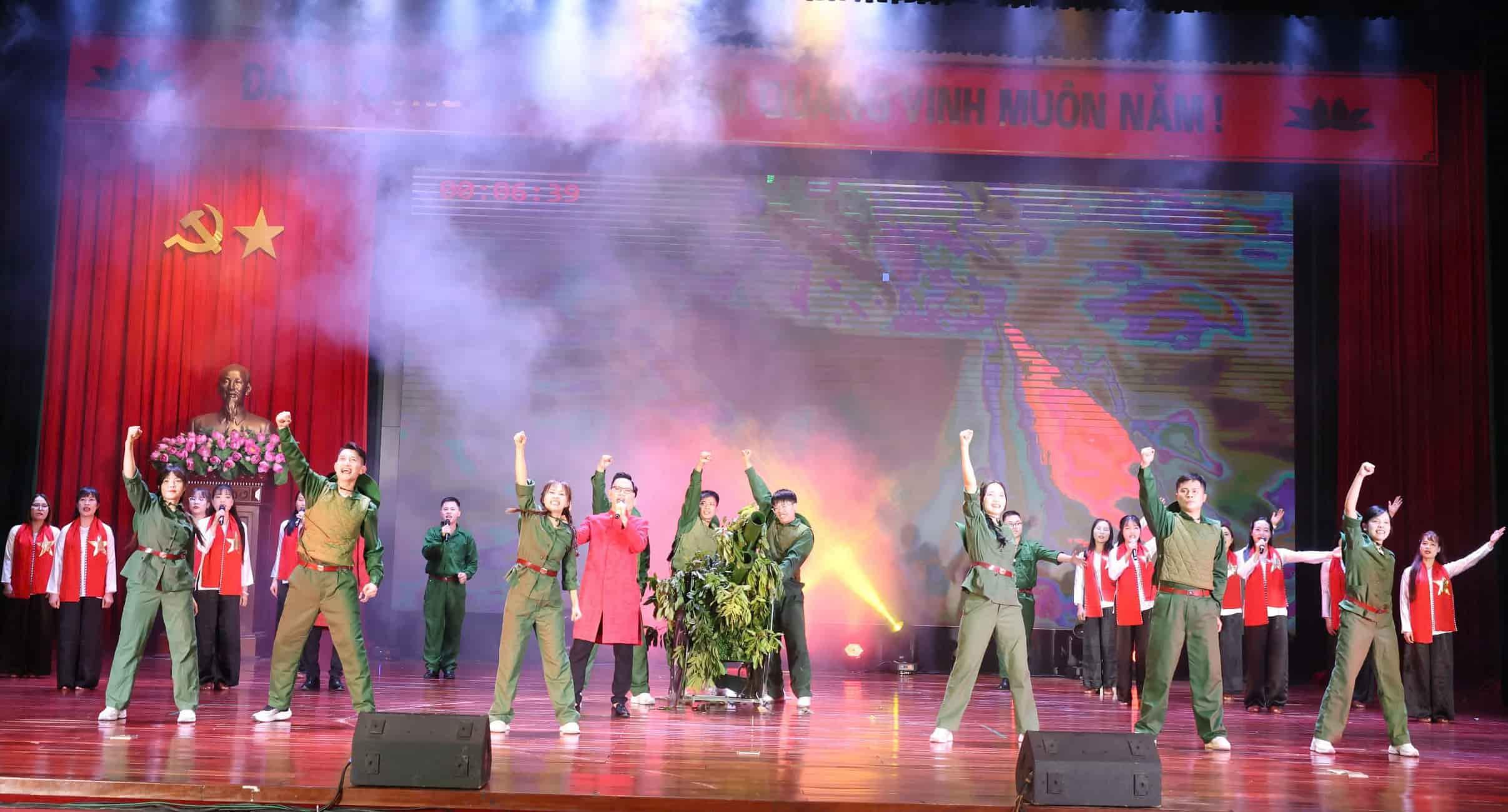 Liên hoan văn nghệ tạo sân chơi gắn kết đoàn viên, người lao động Bắc Ninh. Ảnh