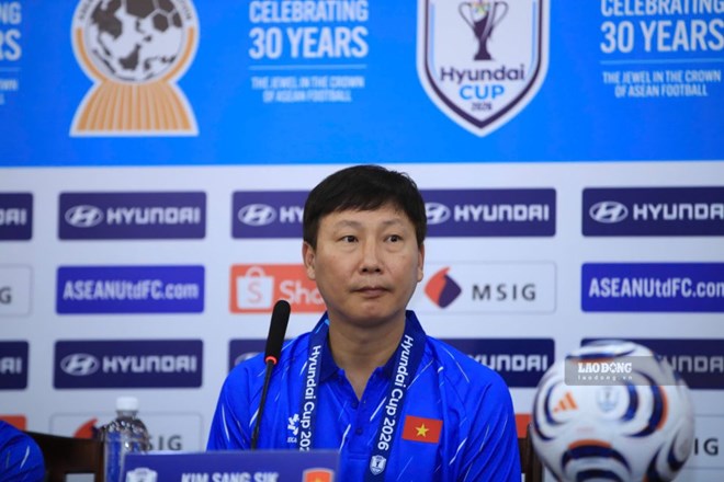 HLV Kim Sang-sik: Tuyển Việt Nam vẫn sử dụng đội hình mạnh nhất gặp Campuchia