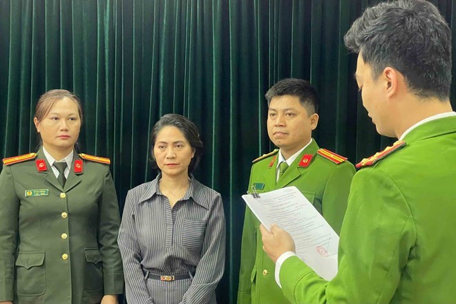 Giám đốc show