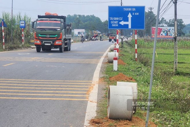 Đầu tư 20 tỉ đồng làm đường nối khu tái định cư cao tốc ở Phú Thọ