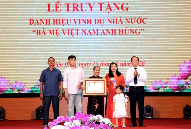 Truy tặng danh hiệu “Bà mẹ Việt Nam anh hùng” cho Mẹ Nguyễn Thị Quy
