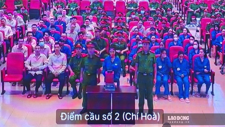 Bị cáo Nguyễn Đỗ Trúc Phương. Ảnh: Hữu Đăng