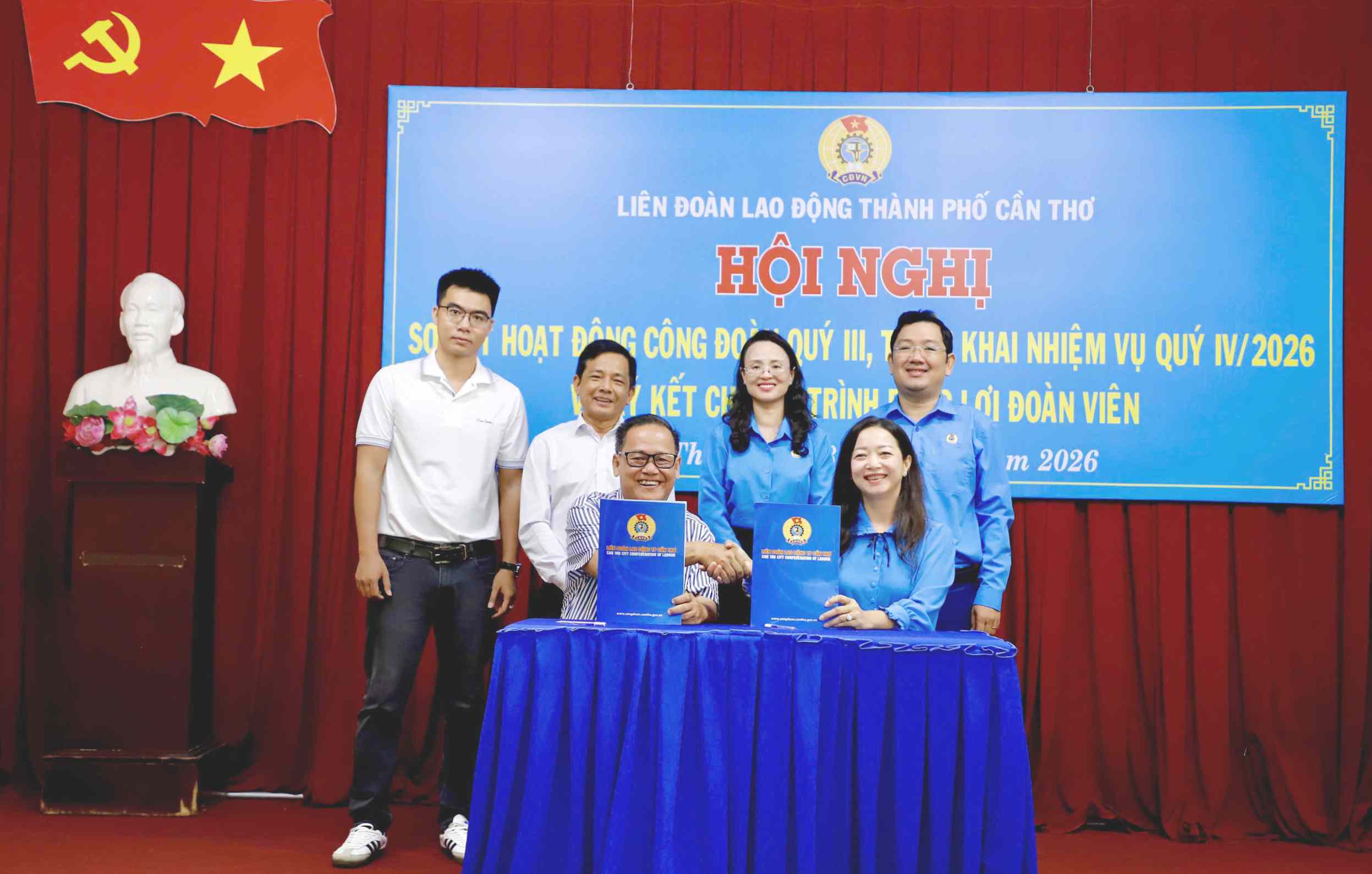 LĐLĐ TP Cần Thơ và Công ty CP Delta Logistics ký kết thỏa thuận hợp tác  Ảnh: LĐLĐ TP Cần Thơ cung cấp ngày 8.10