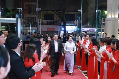 <a href="/su-kien" title="Sự kiện" rel="dofollow">Sự kiện</a>