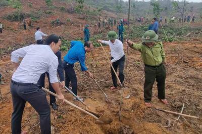 <a href="/su-kien" title="Sự kiện" rel="dofollow">Sự kiện</a>