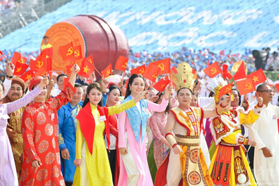 <a href="/su-kien" title="Sự kiện" rel="dofollow">Sự kiện</a>