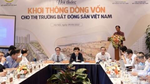 Khơi thông nguồn vốn cho bất động sản: Kiến nghị nới trần tín dụng