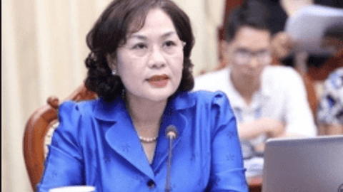 Thống đốc hứa xử nghiêm ngân hàng ép khách mua bảo hiểm
