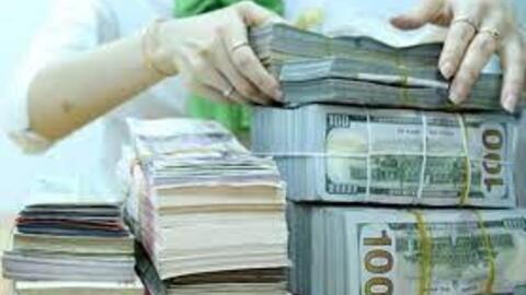 Ngân hàng Nhà nước mạnh tay: Lãi suất qua đêm lao dốc, tỷ giá hạ nhiệt